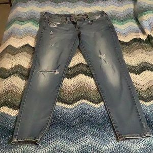 Levi’s denizen low rise jeggings so 7 28w